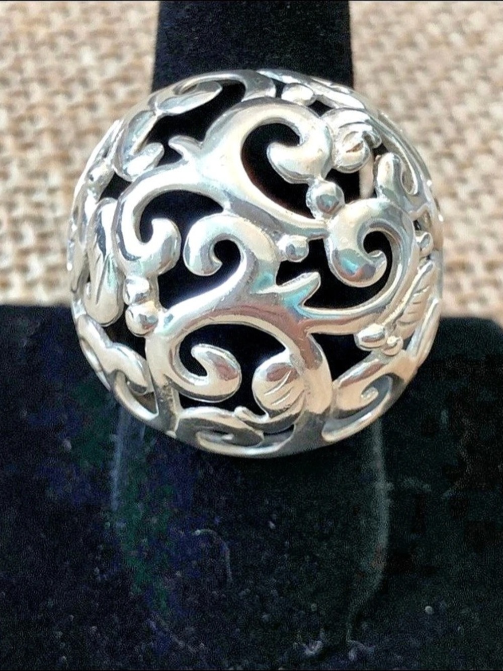 Silpada Silver Scrollwork Statement Ring Size 8.5 Like New